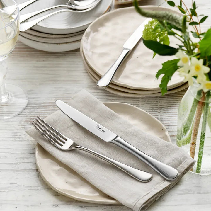 Robert Welch Radford bestickset 24 delar + 6 grillknivar blankt stål