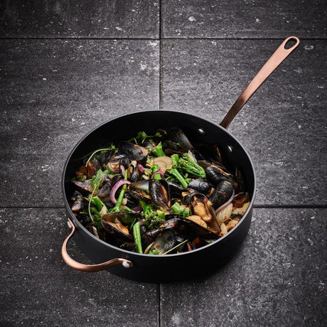 Modern House Black Copper Stekpanna 28 cm Svart/Koppar