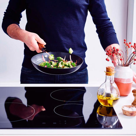 Beka Mandala stekpanna 24 cm lättviktsgjutjärn svart