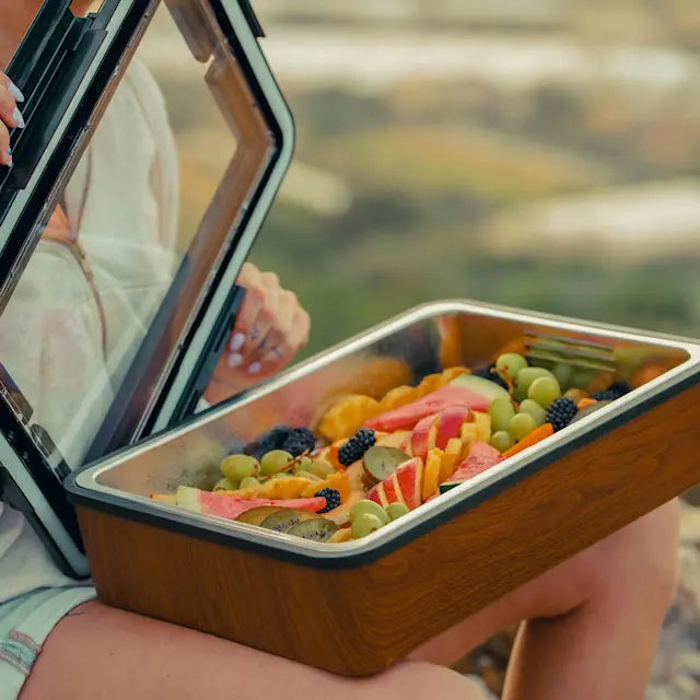 Platterbox Matlåda isolerad med kylning 5,5 L Walnut