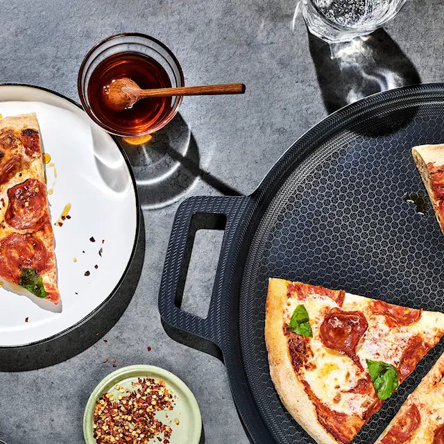 Hexclad Hybrid pizzastål hybrid 35 cm