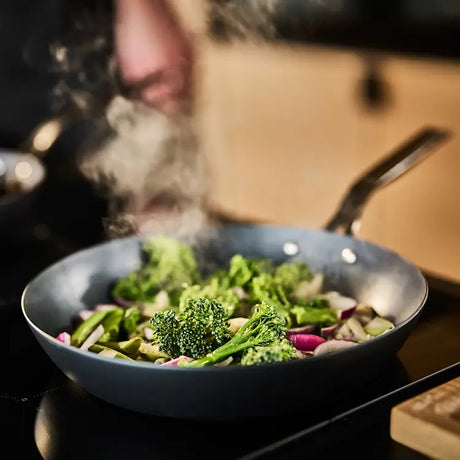 Modern House Blue Carbon stekpanna 28 cm Kolstål