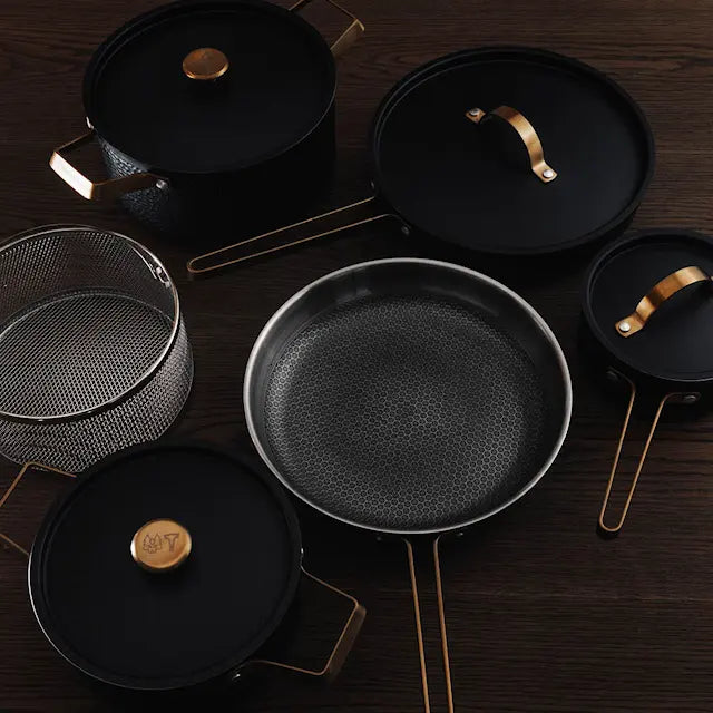 Vargen & Thor Arvet XL grytset 6 delar svart/mässing