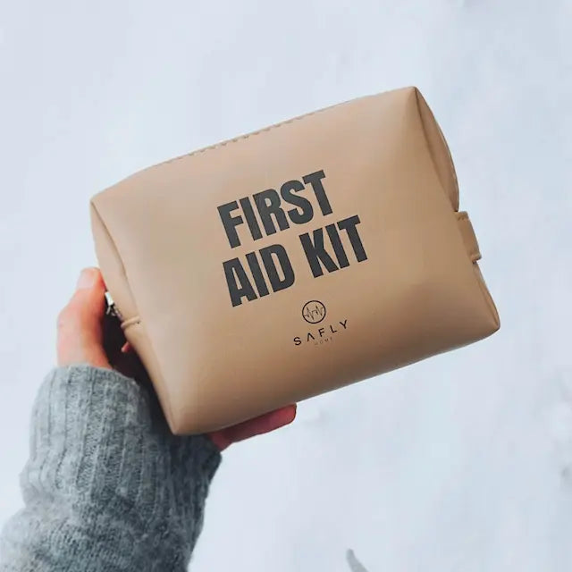 Safly Första hjälpen-kit To-Go 14x4,5x11 cm sand