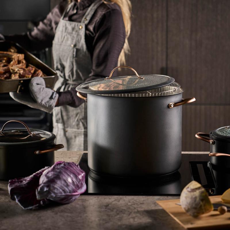 Modern House Black Copper gryta med ångkorg 18 L svart/koppar