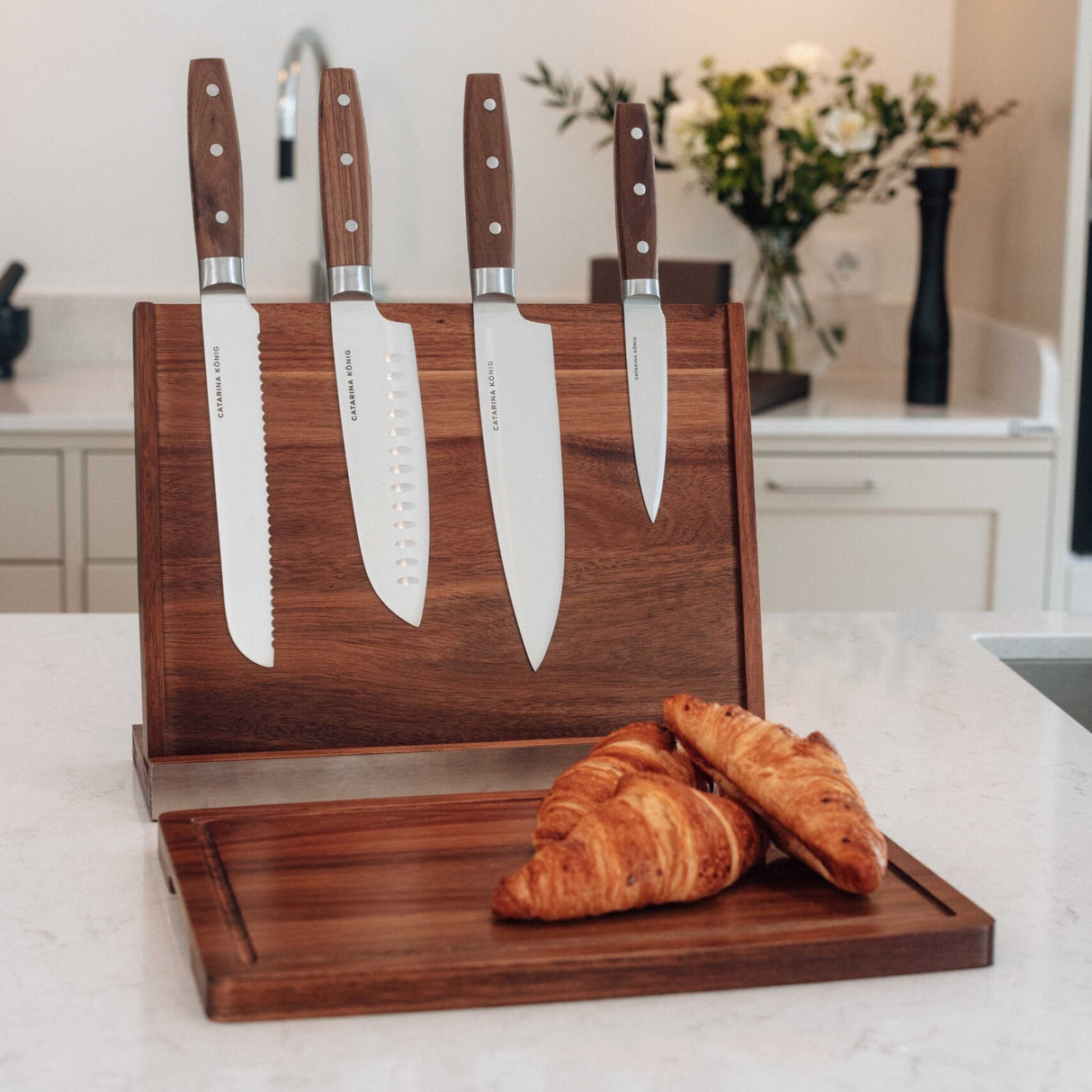 Catarina König Knivställ, skärbräda & knivset 4 delar