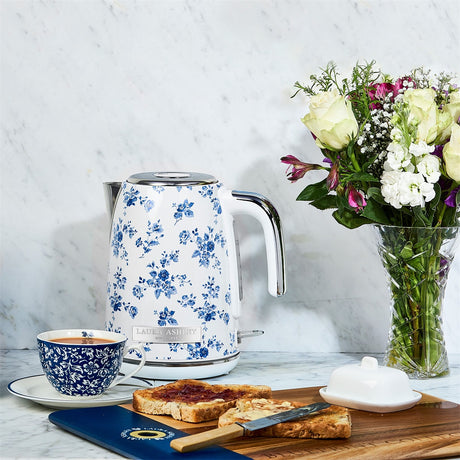 Laura Ashley Jug vattenkokare elektrisk 1,7 L China Rose blå/vit