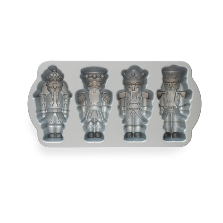 Nordic Ware Nutcracker Kakform