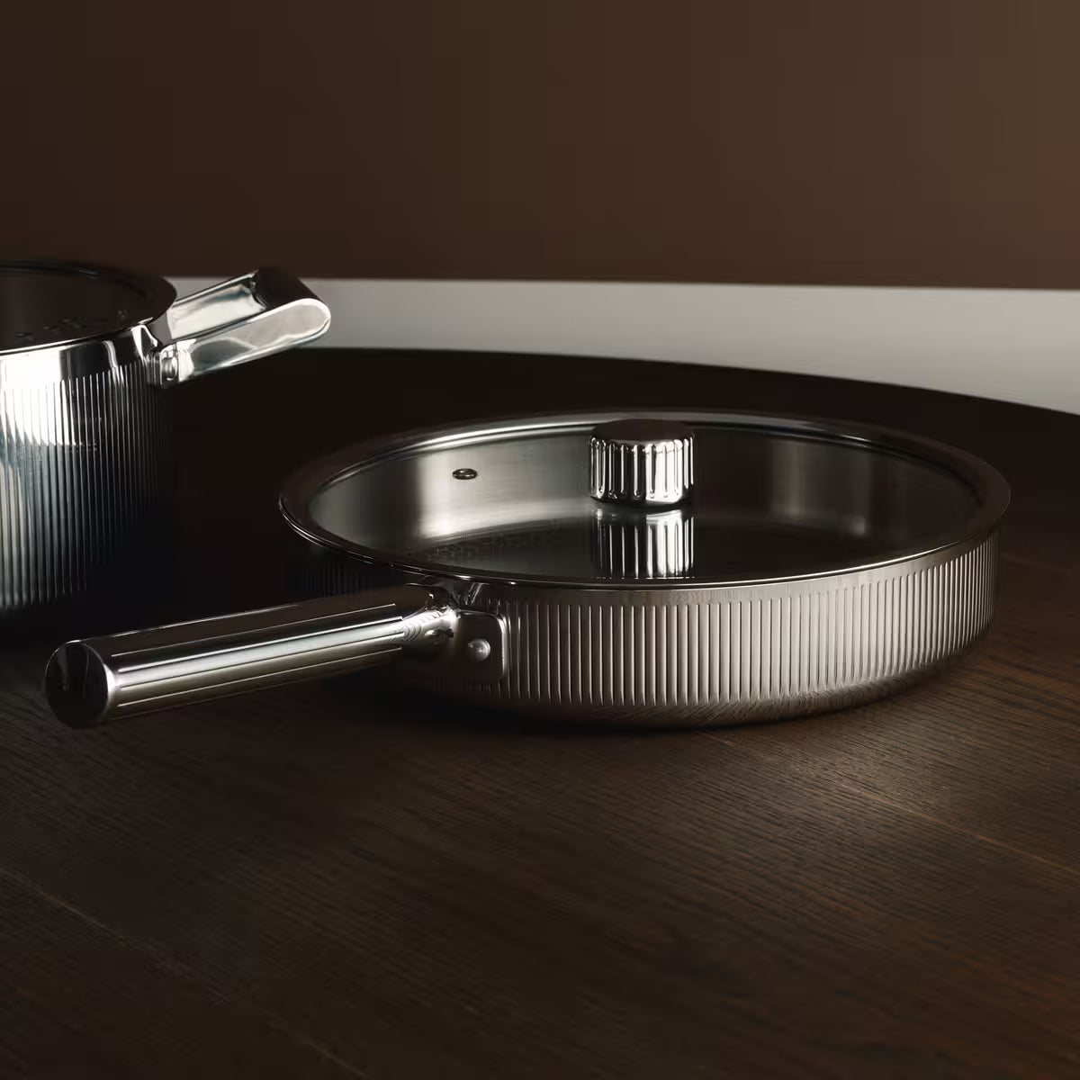 Vargen & Thor Glima traktörpanna 28 cm med lock blankt stål