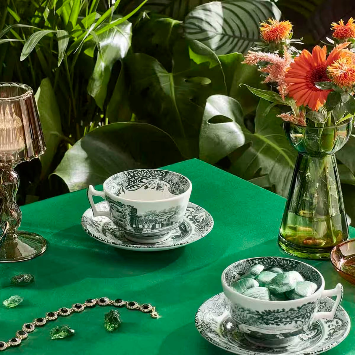 Spode Heritage Green Italian tekopp + fat 20 cl grön/vit