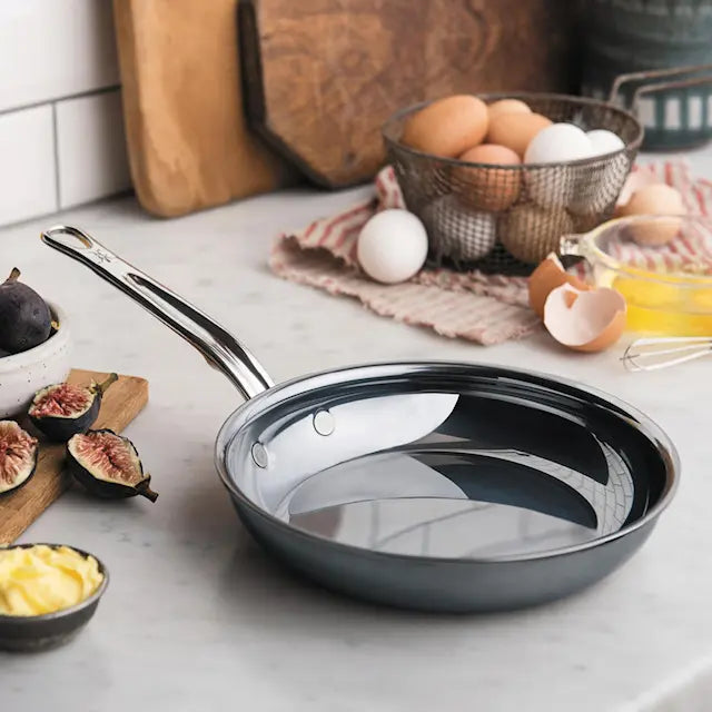 Hestan Nanobond Stekpanna 22 cm Stål