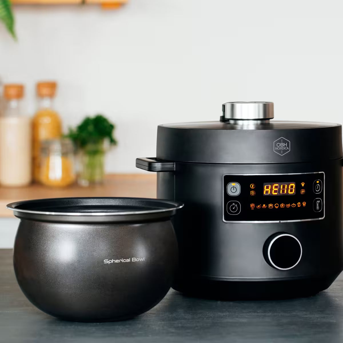 Obh Nordica Turbo Cuisine multikokare 4,8 liter, svart