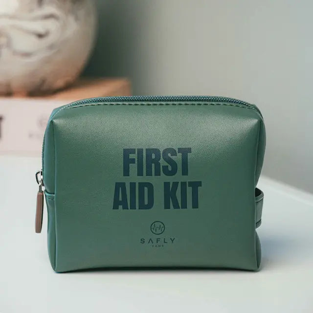Safly Första hjälpen-kit To-Go 14x4,5x11 cm mossgrön