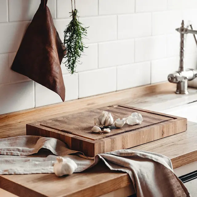 Heirol skärbräda med ränna 30x40 cm ek