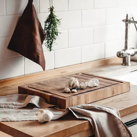 Heirol skärbräda med ränna 30x40 cm ek