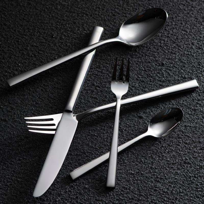 Modern House Spring Bestickset 24 delar Blank