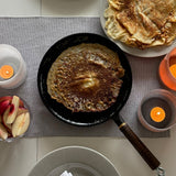 Maku Pannkakspanna i gjutjärn med trähandtag 26 cm