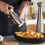 Robert Welch Palm Satin Salt- Och Pepparkvarnsset Med Bricka