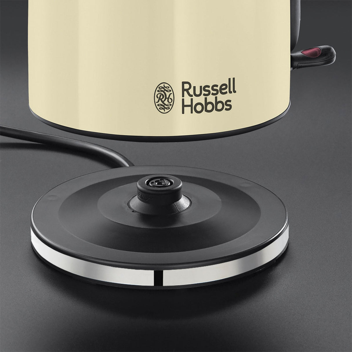 Russell Hobbs Vattenkokare Cream 1,7 L - Kockensval